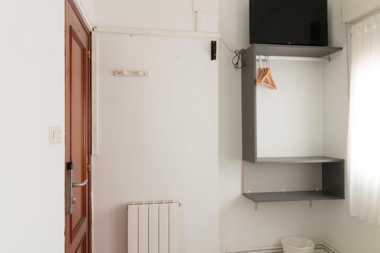 Pension Arias Bilbao Luaran gambar