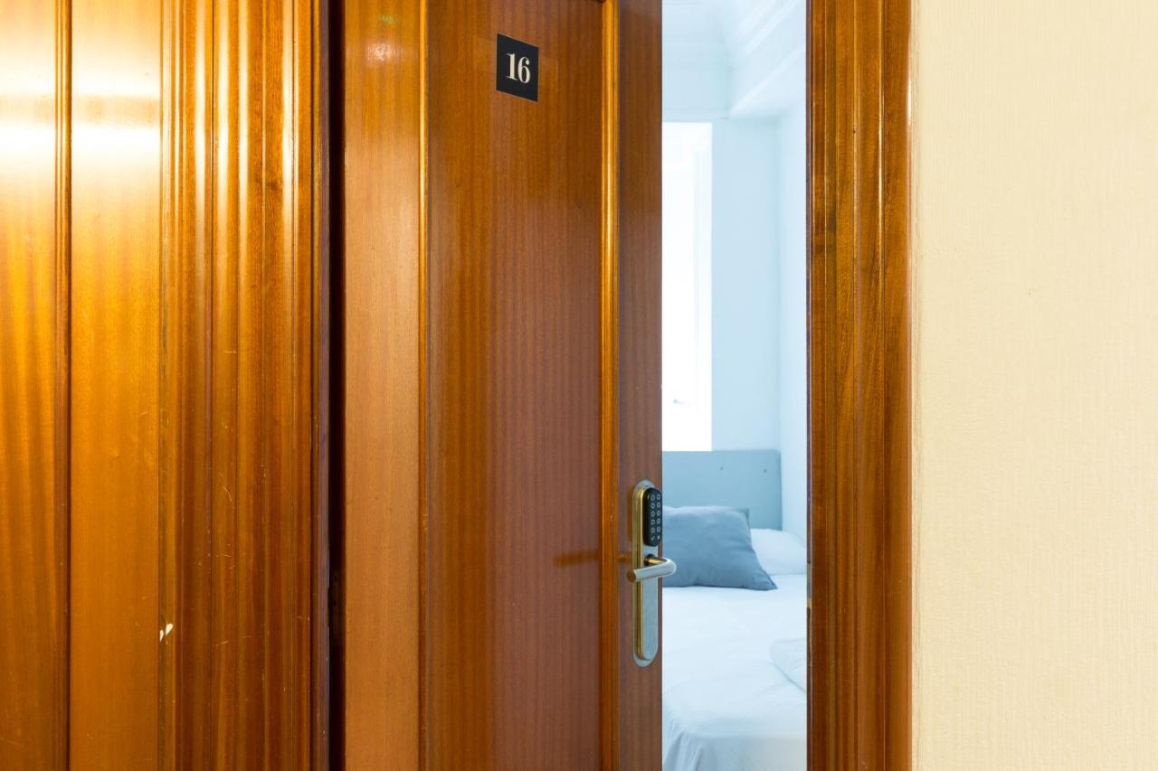 Pension Arias Bilbao Luaran gambar