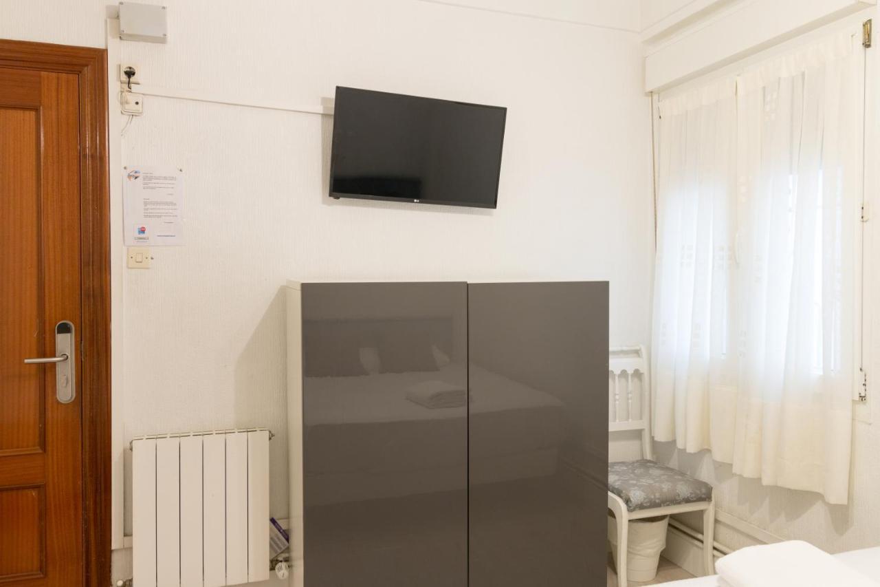 Pension Arias Bilbao Luaran gambar