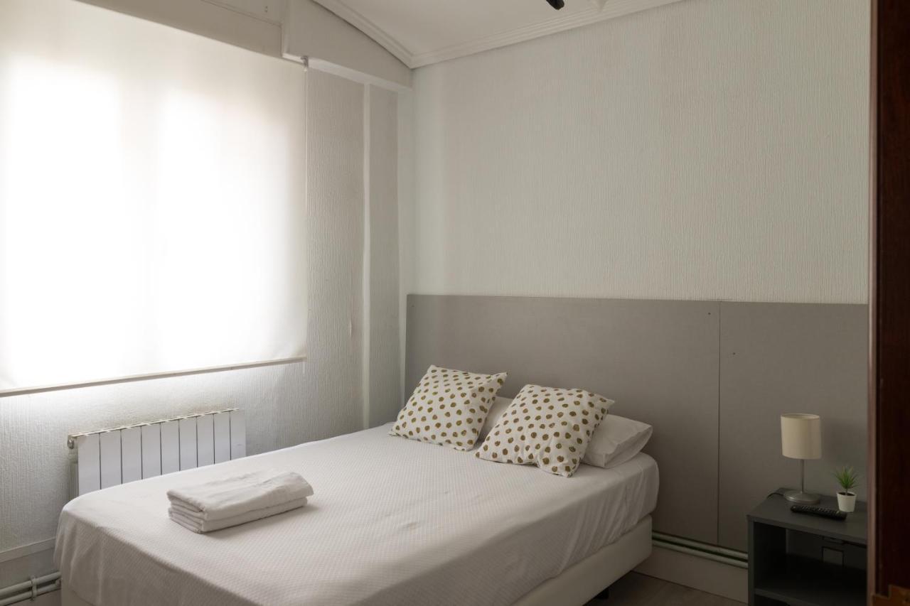 Pension Arias Bilbao Luaran gambar